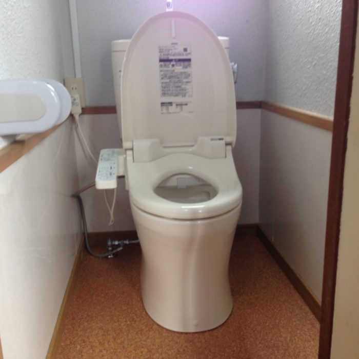 呉市中通トイレ便器交換後