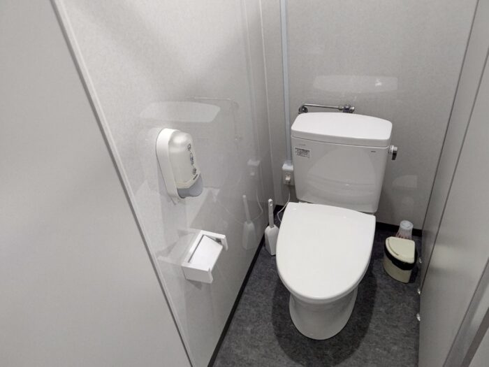 安佐南区和式トイレリフォーム後の便器